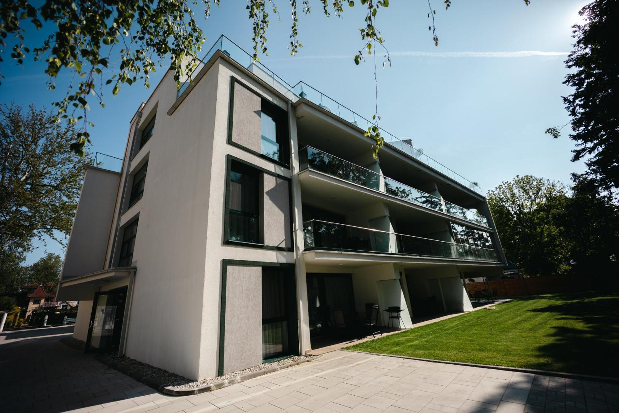 Villa Bauhaus Wellness Apartman 102 Siófok Exterior foto